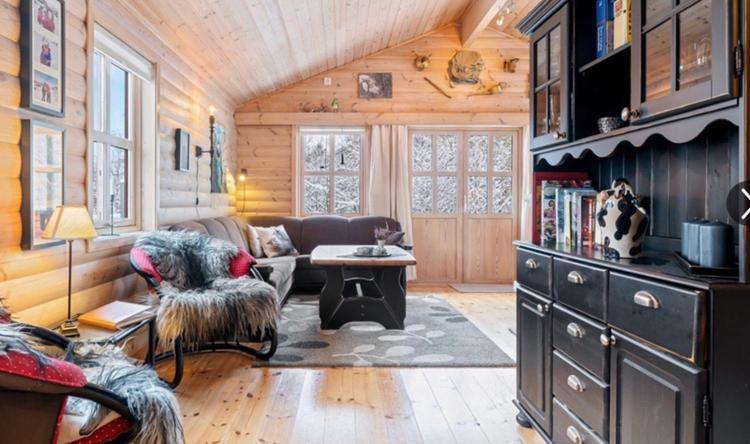 Вилла Sirdalsveien 8042 Fidjeland Экстерьер фото